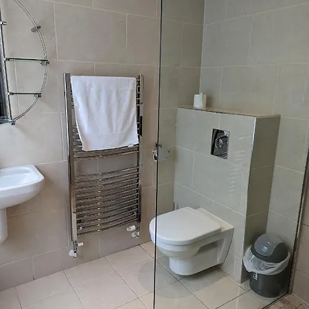 Estalagem Barley Sheaf, Old Bridge Street En Rooms, Only