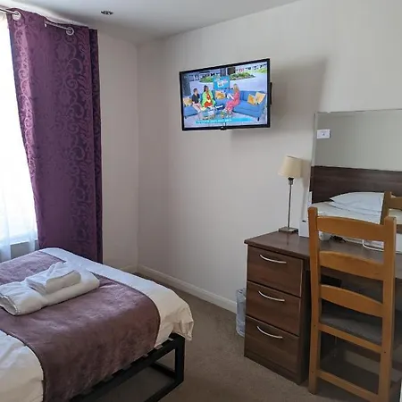 Barley Sheaf, Old Bridge Street En Rooms, Only